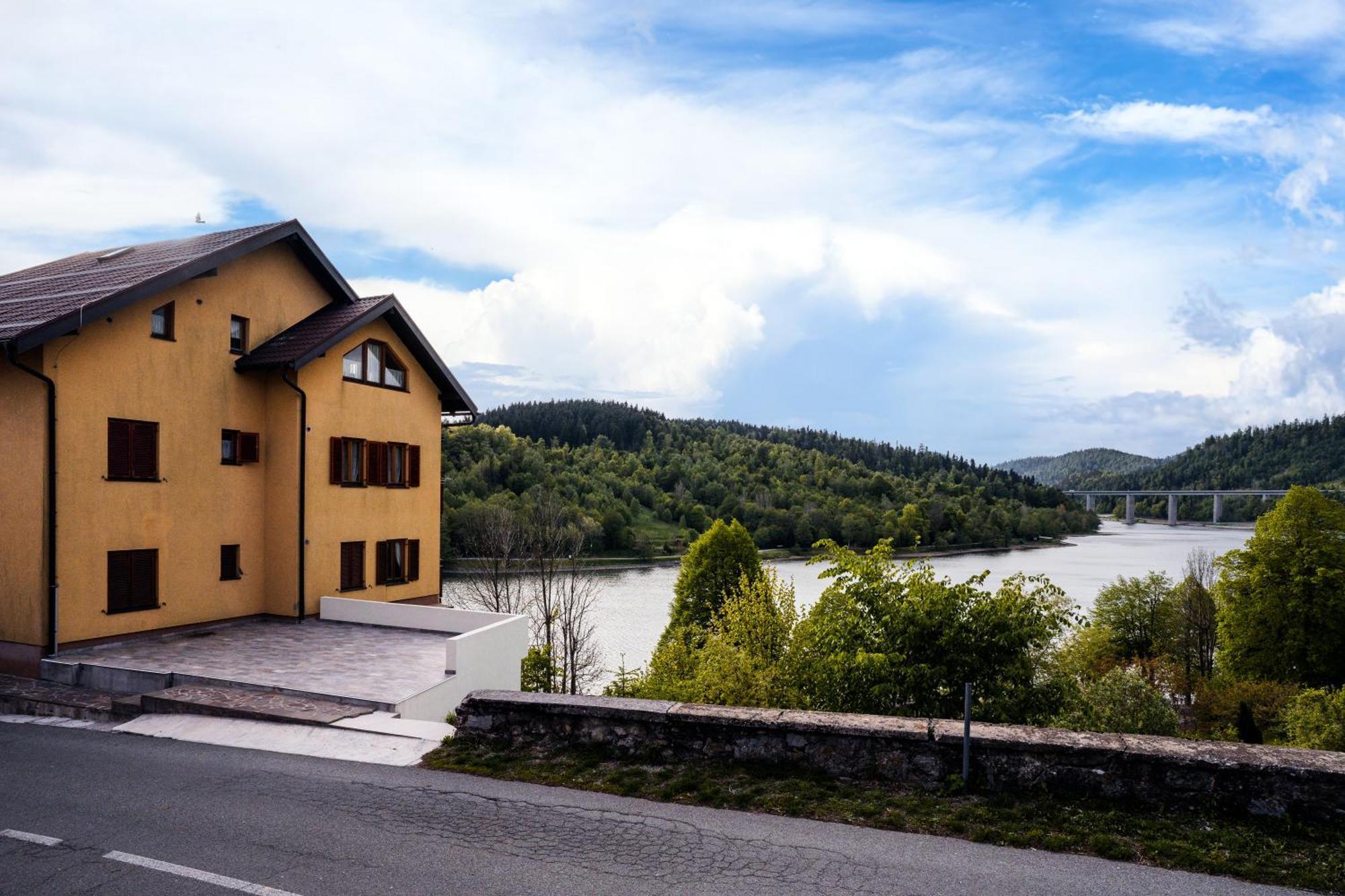 Cozy Apartment Lida Near Lake Bajer, Fuzine Exterior photo